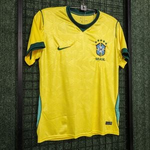 camisa brasil 2026 amarela nova copa do mundo nike e escudo bordados imagens reais pronta entrega 137881133?action_source=69665&ref=home_home&rsp=1&rspix=1