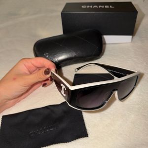 oculos chanel 135384365?action_source=67884&ref=home_home&rsp=1&rspix=1