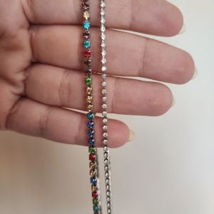 colar duplo strass colorido e prateado 134892410?action_source=67456&ref=home_home&rsp=1&rspix=1