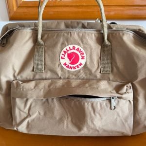 bolsa mochila kanken weekender fjallraven 134980663?action_source=67388&ref=home_home&rsp=1&rspix=1