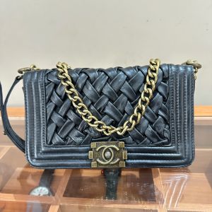 bolsa chanel preta 142926303?action_source=67222&ref=home_home&rsp=1&rspix=1