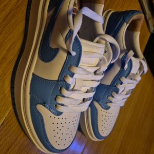 tenis nike air jordan low azul 36 140308862?action_source=31946&ref=home_home&rsp=1&rspix=1