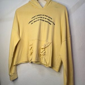 blusa cropped feminina amarela com capuz bershka 134242220?action_source=69599&ref=home_home&rsp=1&rspix=1