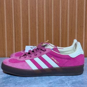tenis adidas gazelle rosa original 147302656?action_source=76398&ref=home_home&rsp=1&rspix=1
