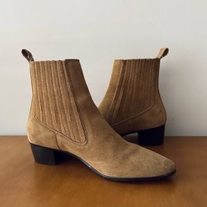 bota zara cano baixo camurca caramelo 140822609?action_source=70522&ref=home_home&rsp=1&rspix=1