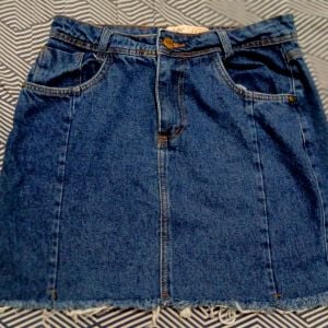 saia jeans feminina azul escuro 44 151029963?action_source=75868&ref=home_home&rsp=1&rspix=1