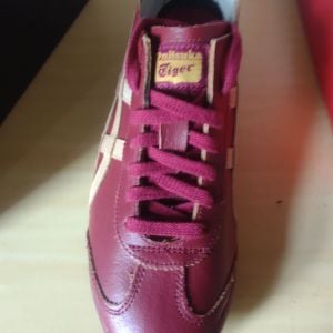 onitsuka tiger mexico 66 burgundy 40 136770789?action_source=68551&ref=home_home&rsp=1&rspix=1