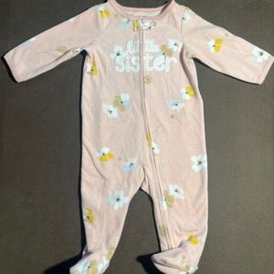 macacao carters menina 6 meses bem quentinho fleece little sister 142510803?action_source=72470&ref=home_home&rsp=1&rspix=1