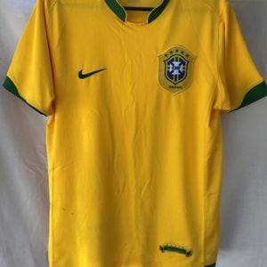 camisa brasil nike amarela 139799855?action_source=69961&ref=home_home&rsp=1&rspix=1