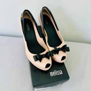 peep toe melissa anabela laco bege 36 153194089?action_source=76405&ref=home_home&rsp=1&rspix=1