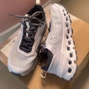 tenis cloudultra 2 on running i br 39 132817830?action_source=66827&ref=home_home&rsp=1&rspix=1