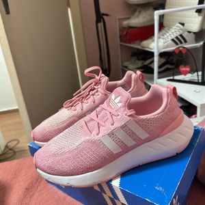 tenis adidas swift run 22 rosa 35 140675684?action_source=31946&ref=home_home&rsp=1&rspix=1