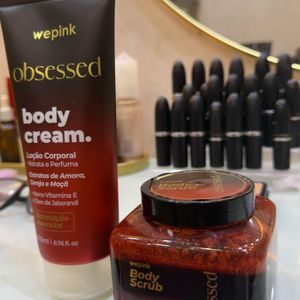 kit wepink obsessed body cream e body scrub 142171653?action_source=72470&ref=home_home&rsp=1&rspix=1