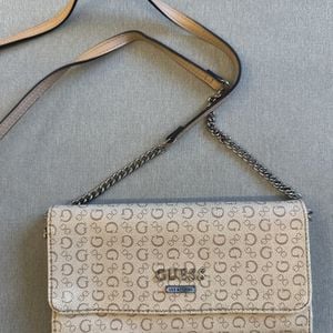 bolsa carteira guess bege 144024253?action_source=76594&ref=home_home&rsp=1&rspix=1