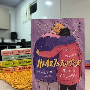 livro heartstopper volume 4 149266789?action_source=76402&ref=home_home&rsp=1&rspix=1
