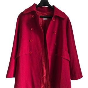 casaco feminino controvento vermelho 139727123?action_source=74123&ref=home_home&rsp=1&rspix=1