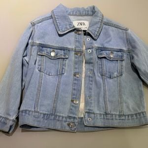 jaqueta jeans infantil zara minnie 146123307?action_source=72470&ref=home_home&rsp=1&rspix=1
