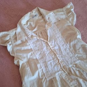 camisa le lis blanc coquette 149574026?action_source=75772&ref=home_home&rsp=1&rspix=1