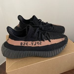yeez boost 350 v2 cooper core black preto 143866212?action_source=31946&ref=home_home&rsp=1&rspix=1