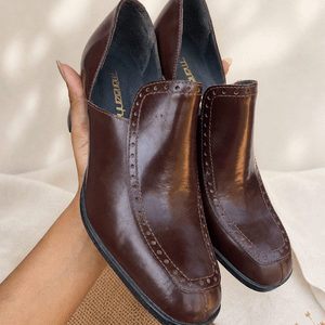 mocassim marrom salto bloco recorte ornamental polished preppy vintage sapato bordo mara mac y2k 152780761?action_source=67222&ref=home_home&rsp=1&rspix=1