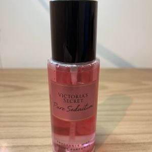 pure seduction mini mist victorias secret 114914627?action_source=76403&ref=home_home&rsp=1&rspix=1