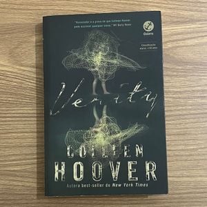 livro verity colleen hoover 148340181?action_source=75770&ref=home_home&rsp=1&rspix=1