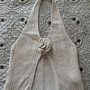 cropped regata zara croche p 148934892?action_source=76035&ref=home_home&rsp=1&rspix=1