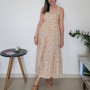 vestido midi 135511137?action_source=31319&ref=home_home&rsp=1&rspix=1