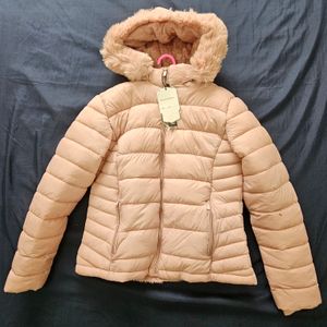 jaqueta feminina nylon forrada capuz inverno quentinha impermeavel bobojaco puffer metalasse 135226419?action_source=64649&ref=home_home&rsp=1&rspix=1