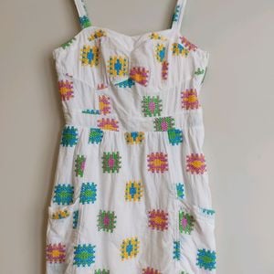 vestido mamo bordado branco p 151084476?action_source=75868&ref=home_home&rsp=1&rspix=1