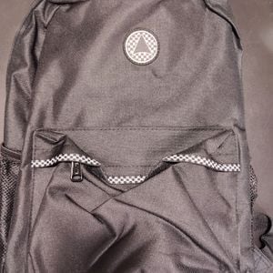 mochila escolar seanite preta 131497859?action_source=66794&ref=home_home&rsp=1&rspix=1