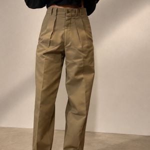 calca alfaiataria pierre cardin bege 146831014?action_source=72470&ref=home_home&rsp=1&rspix=1
