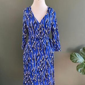 vestido envelope azul preto branco diane von furstenberg 10 g 128594793?action_source=64649&ref=home_home&rsp=1&rspix=1