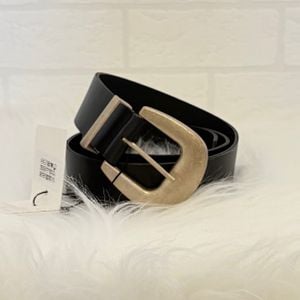 cinto feminino preto fivela dourada zara 151607754?action_source=76396&ref=home_home&rsp=1&rspix=1