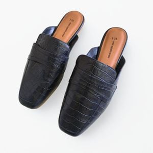 sapato mule couro croco meu sapato preto 35 138956693?action_source=69863&ref=home_home&rsp=1&rspix=1