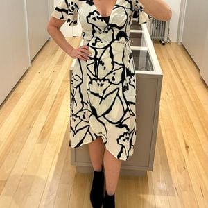 vestido midi shoulder 102286236?action_source=70657&ref=home_home&rsp=1&rspix=1