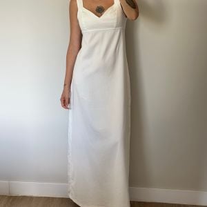vestido branco hering 136432955?action_source=31319&ref=home_home&rsp=1&rspix=1