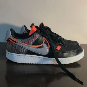 tenis court vision low preto 129600047?action_source=66827&ref=home_home&rsp=1&rspix=1