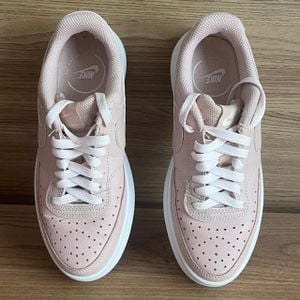 tenis nike rosa court vision 118678848?action_source=31946&ref=home_home&rsp=1&rspix=1