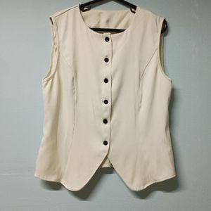 conjunto de colete e saia 134031477?action_source=64649&ref=home_home&rsp=1&rspix=1