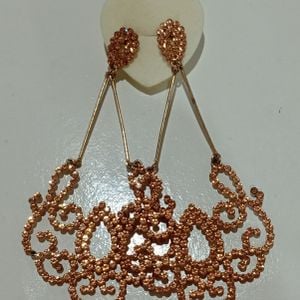 maxi brincos strass carnaval 117013778?action_source=67456&ref=home_home&rsp=1&rspix=1