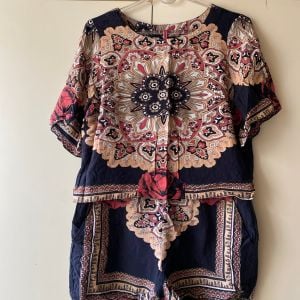 conjunto estampado p m 149862642?action_source=76563&ref=home_home&rsp=1&rspix=1