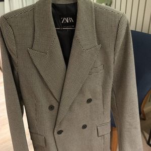blazer zara xadrez pp 152220434?action_source=77124&ref=home_home&rsp=1&rspix=1