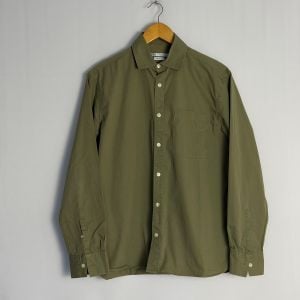 camisa zara relaxed fit verde militar p 150451483?action_source=75868&ref=home_home&rsp=1&rspix=1