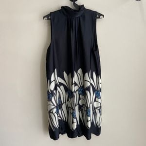 vestido zara cetim estampado g 151295104?action_source=76596&ref=home_home&rsp=1&rspix=1