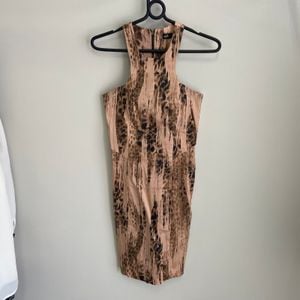 vestido dolphs animal print 38 151310930?action_source=74549&ref=home_home&rsp=1&rspix=1
