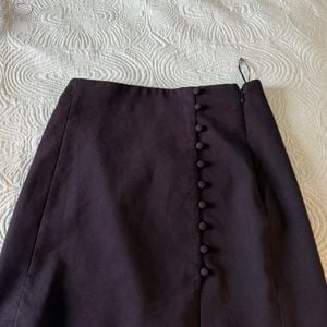 saia zara preta com botoes pp 149135400?action_source=76035&ref=home_home&rsp=1&rspix=1