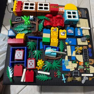 diversas pecas lego e outras 134081914?action_source=68279&ref=home_home&rsp=1&rspix=1