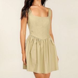 vestido corset verde 126211380?action_source=64649&ref=home_home&rsp=1&rspix=1