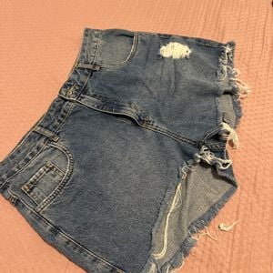 shorts jeans isabela matte 44 142933776?action_source=72470&ref=home_home&rsp=1&rspix=1